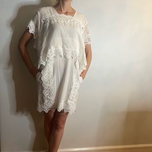 Women’s BCBG MaxAzria Embroidered White Dress Size XS